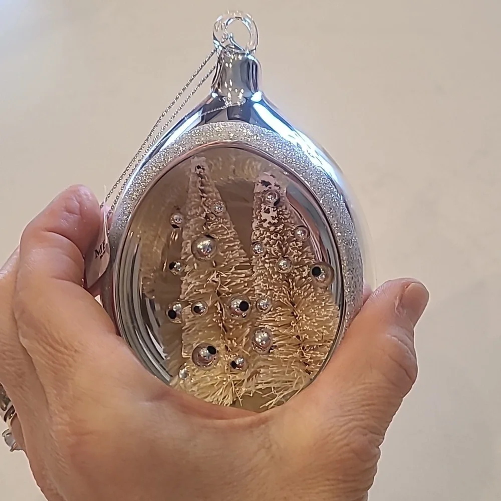 New Pottery Barn Hand-blown Bottlebrush Silver Ornament